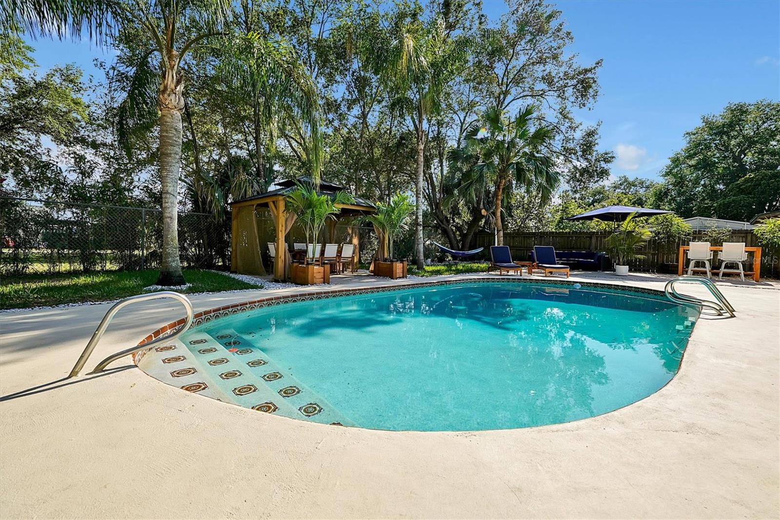 Image 4 of 33 For 1568 Oak Leaf Lane