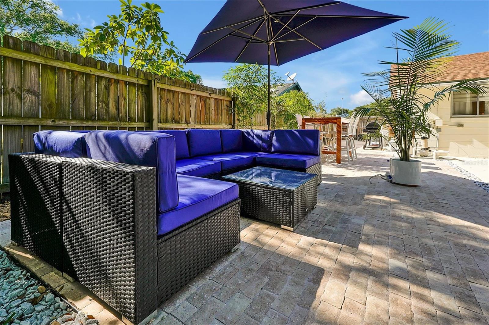 Image 9 of 33 For 1568 Oak Leaf Lane