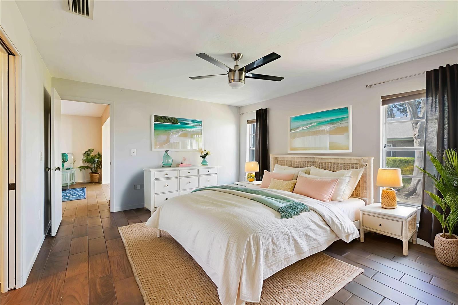 Image 24 of 37 For 4202 Center Pointe Lane 30