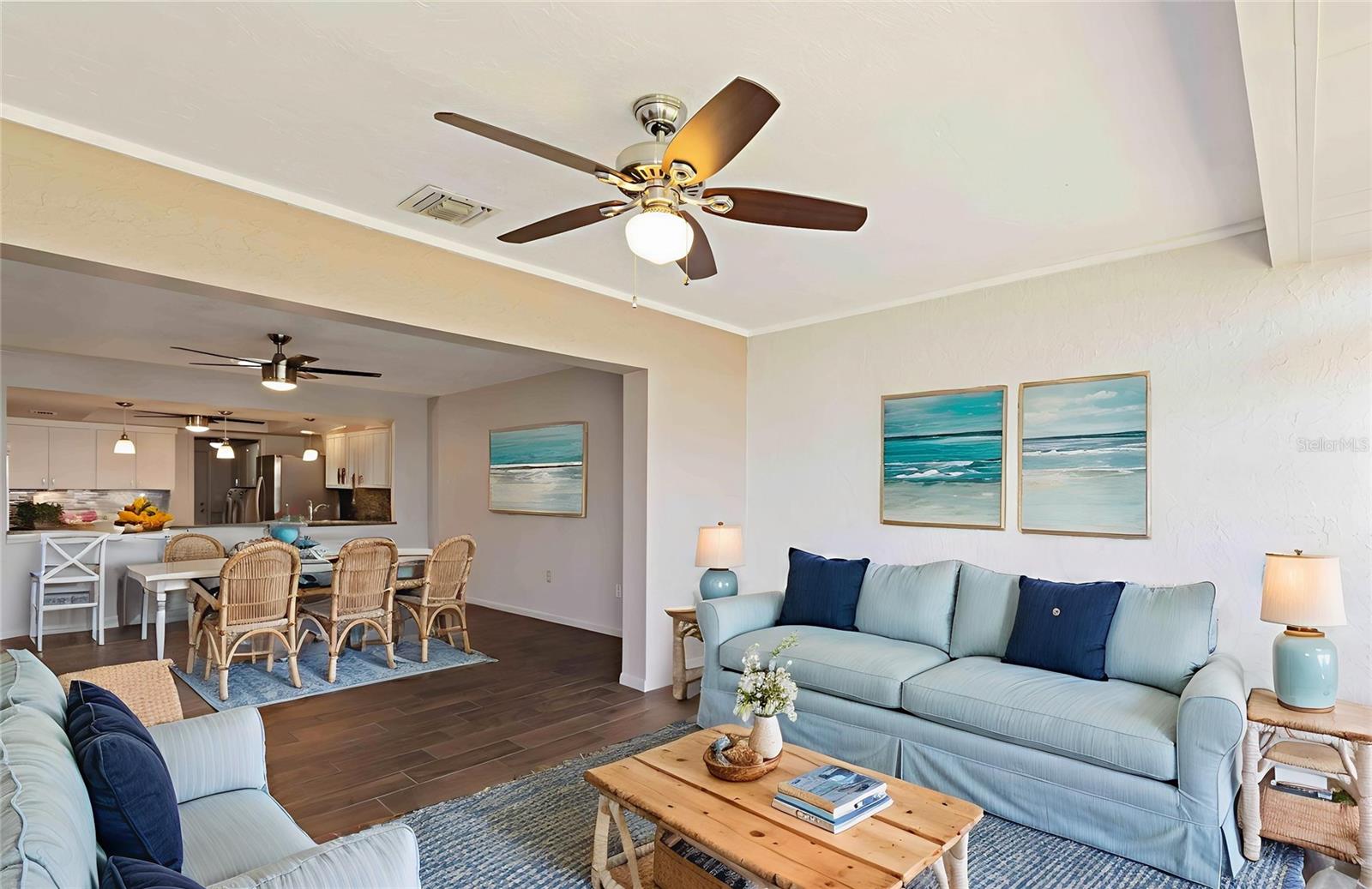 Image 29 of 37 For 4202 Center Pointe Lane 30