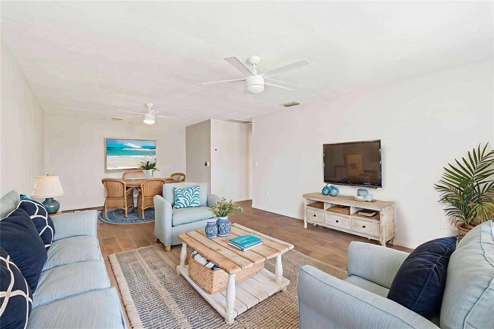 Image 4 of 37 For 4202 Center Pointe Lane 30