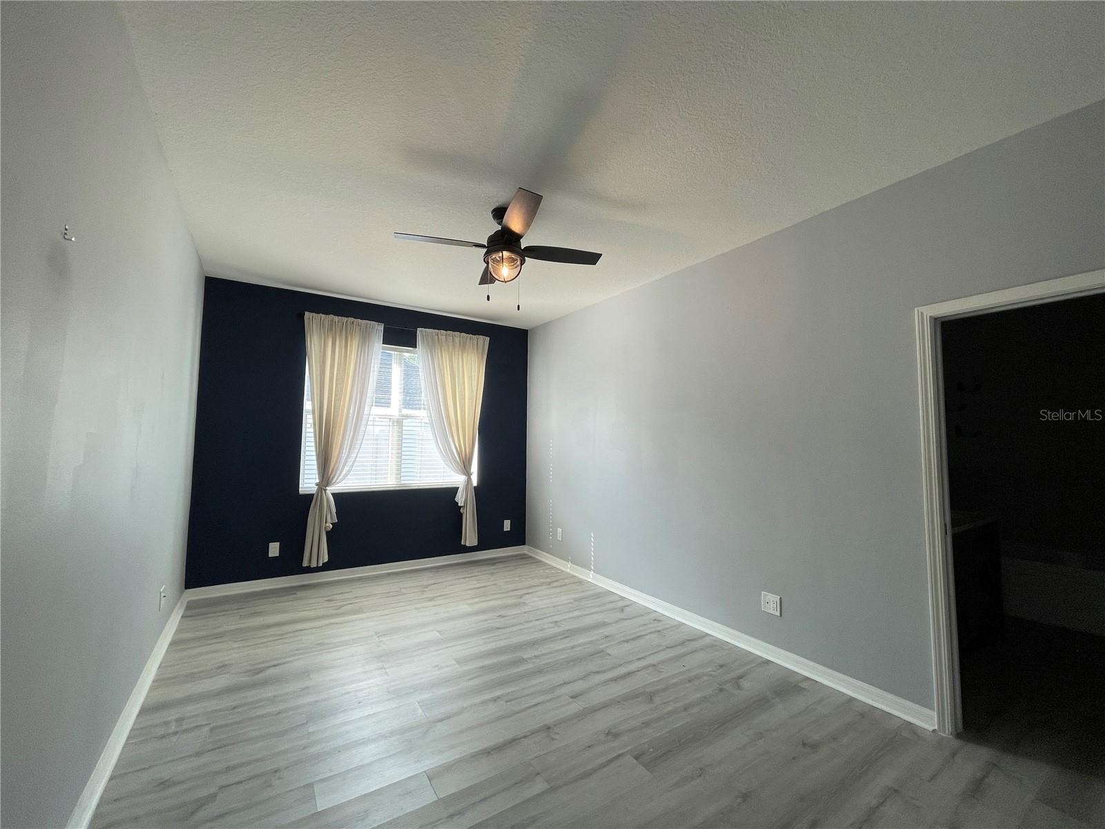 Image 19 of 54 For 11814 53rd Court E