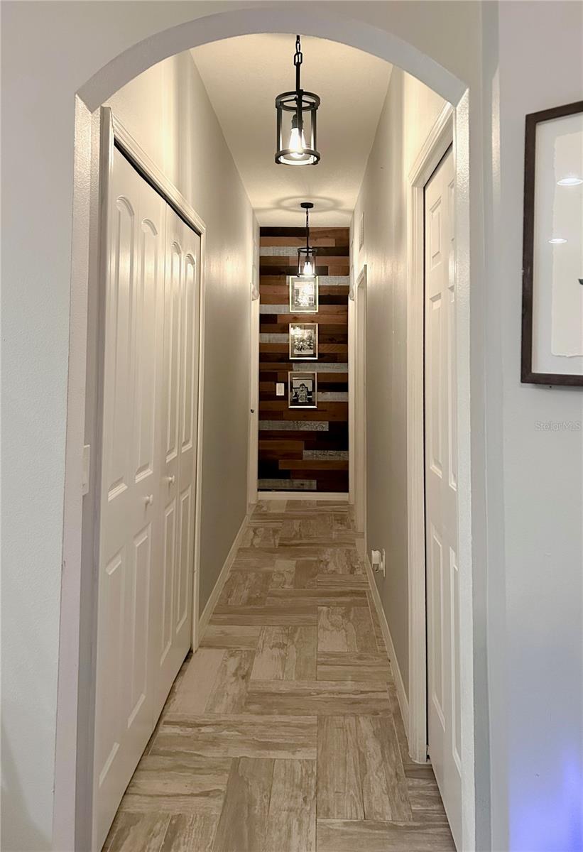 Image 33 of 54 For 11814 53rd Court E