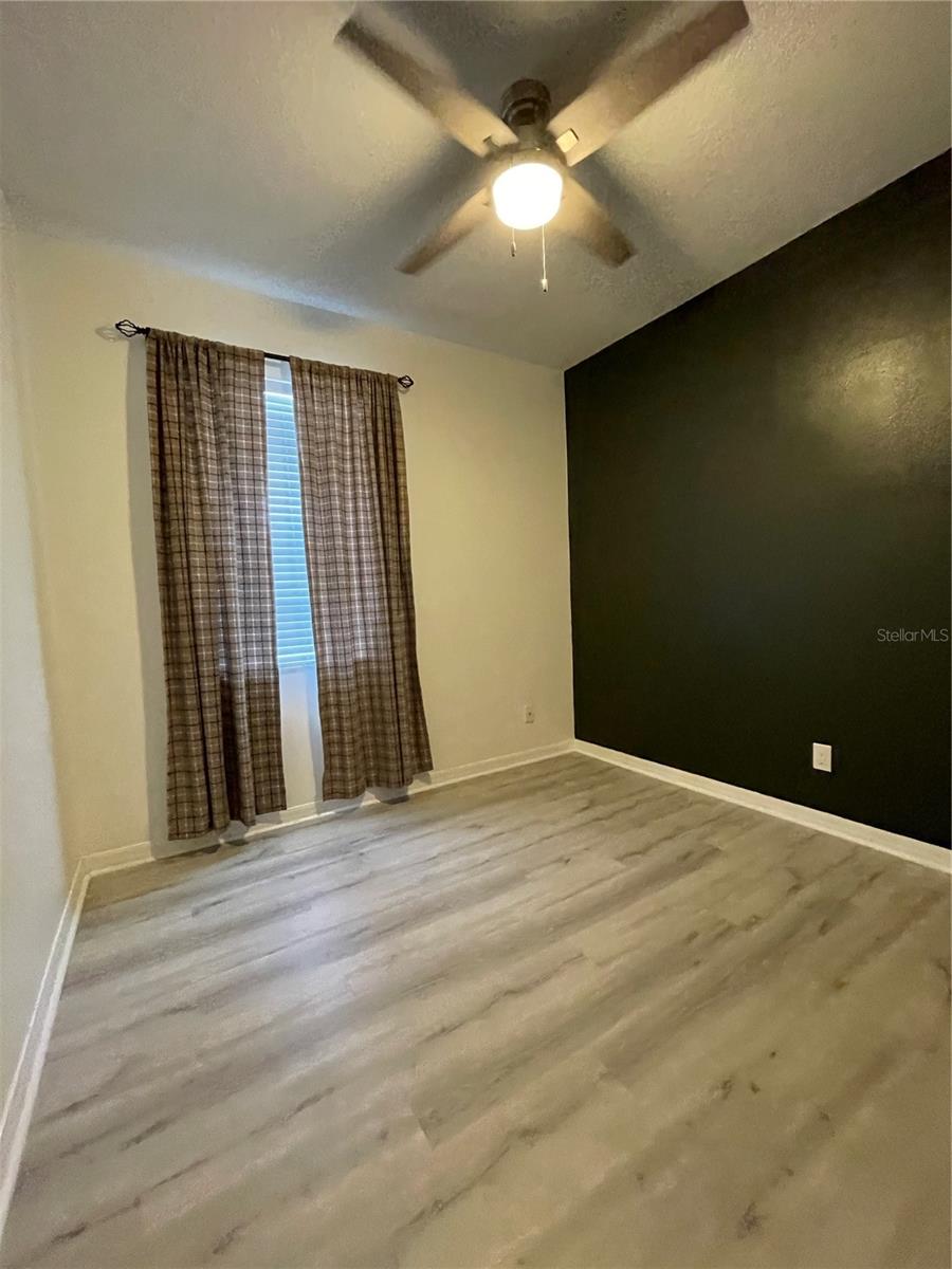 Image 36 of 54 For 11814 53rd Court E