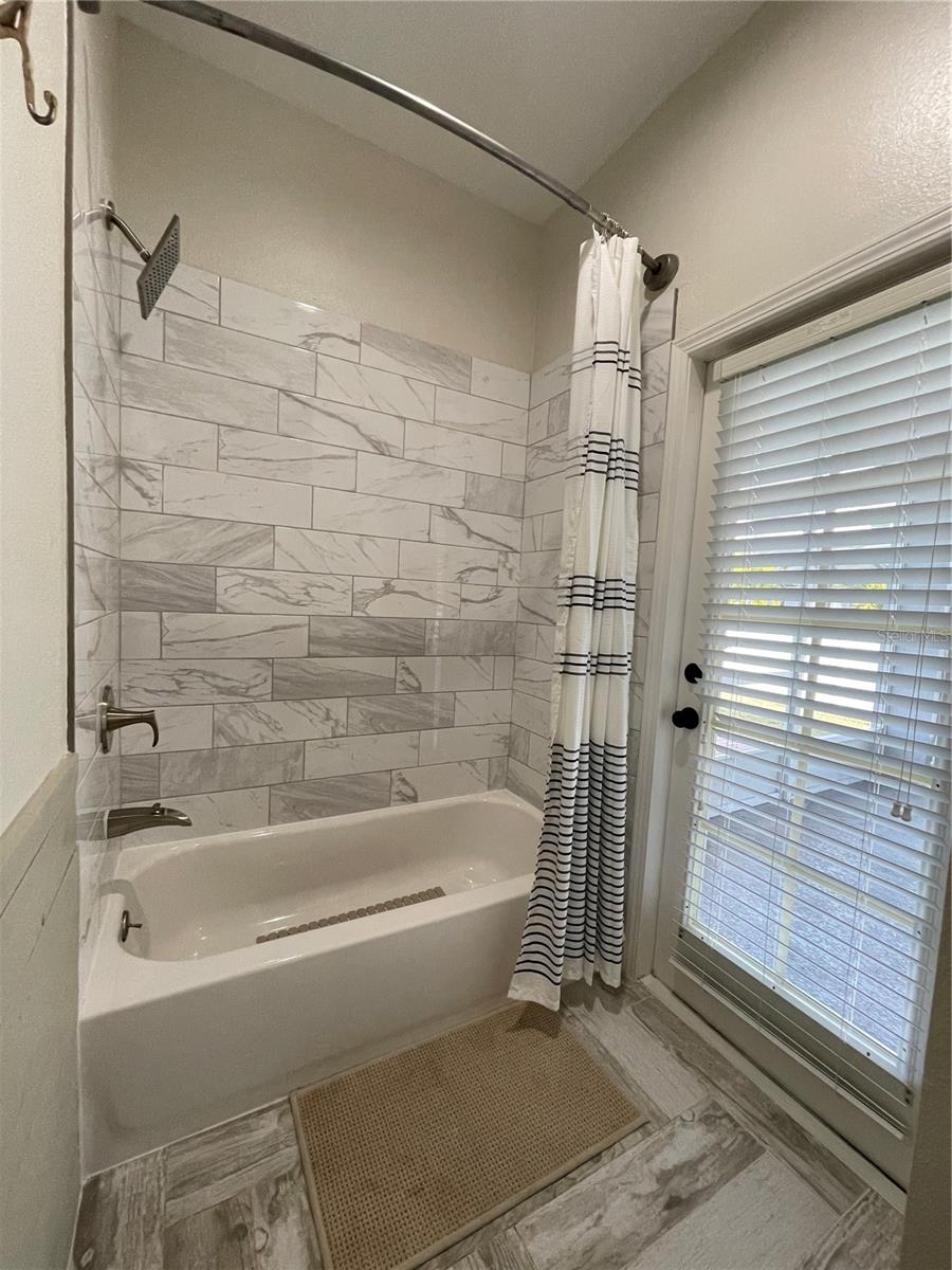 Image 41 of 54 For 11814 53rd Court E