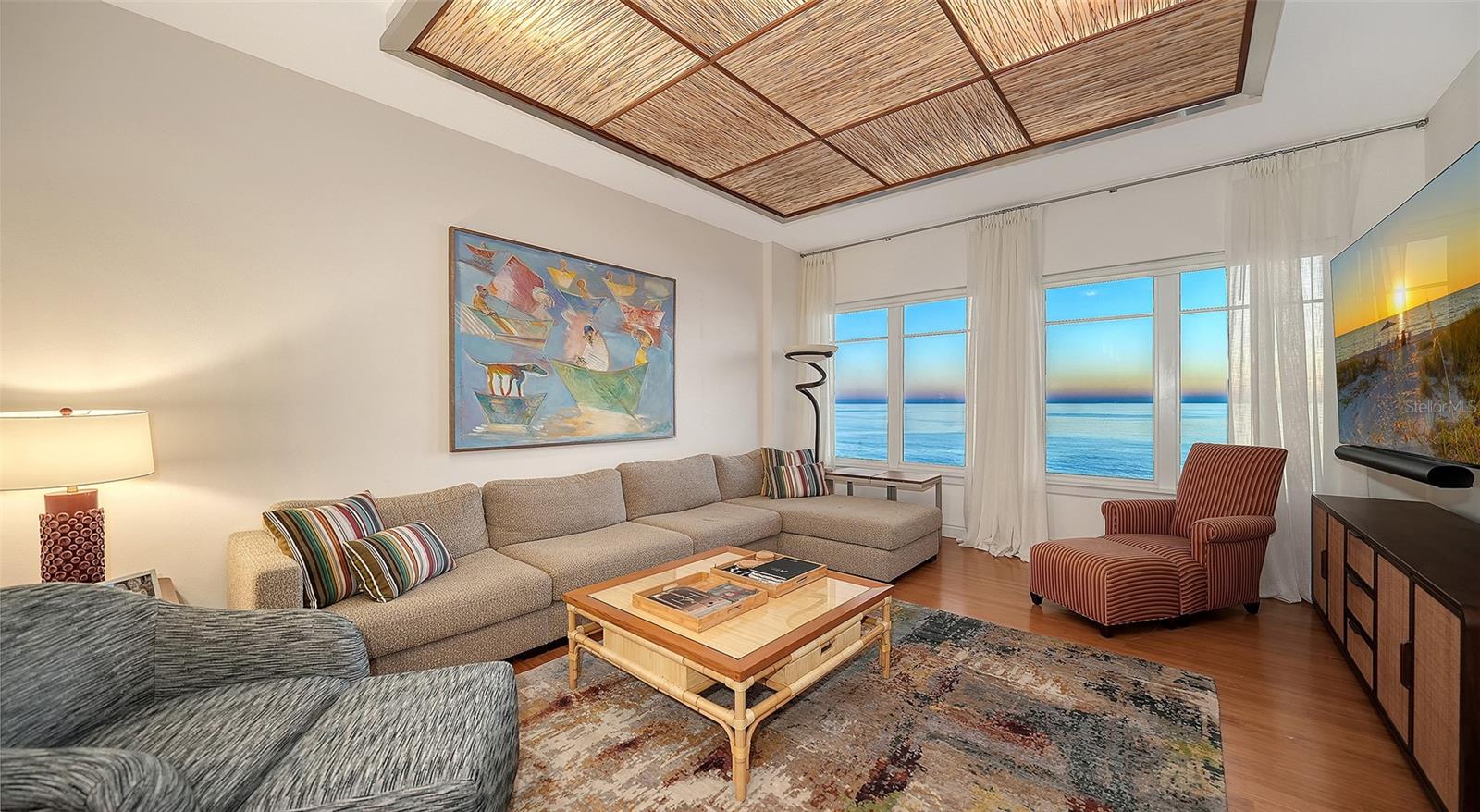 Image 13 of 41 For 2052 Benjamin Franklin Drive D702