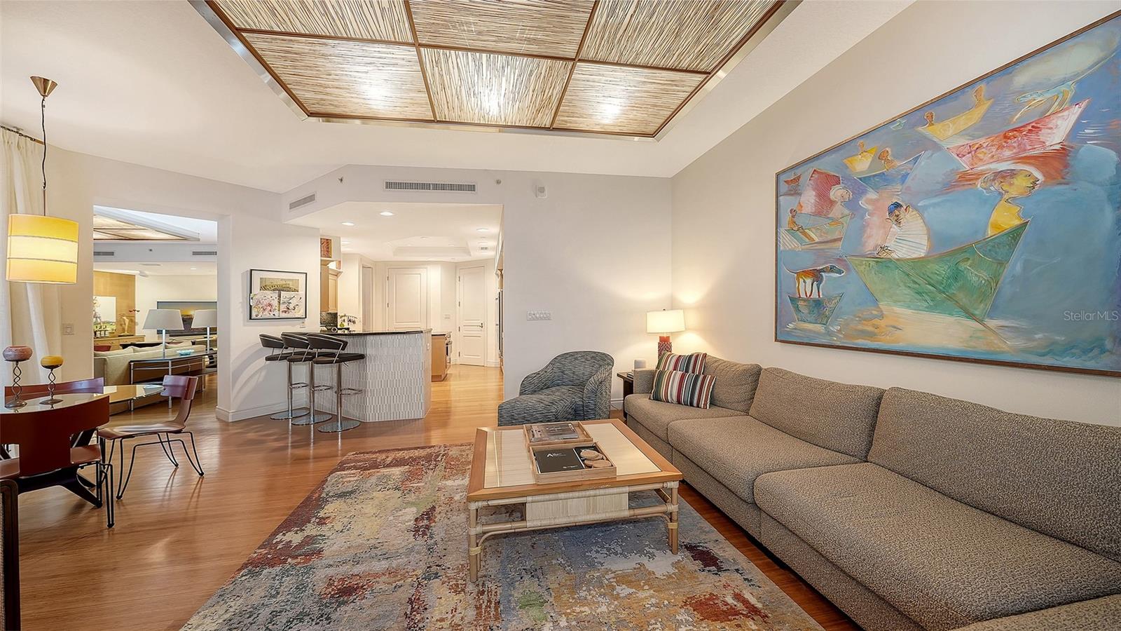 Image 14 of 41 For 2052 Benjamin Franklin Drive D702