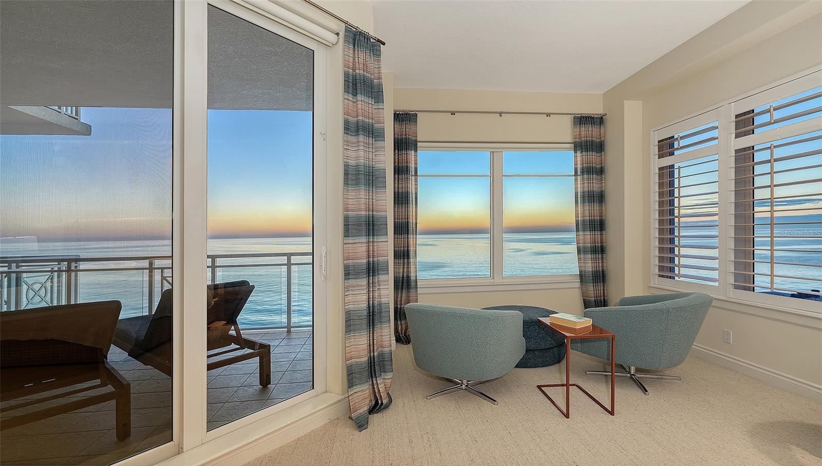 Image 18 of 41 For 2052 Benjamin Franklin Drive D702