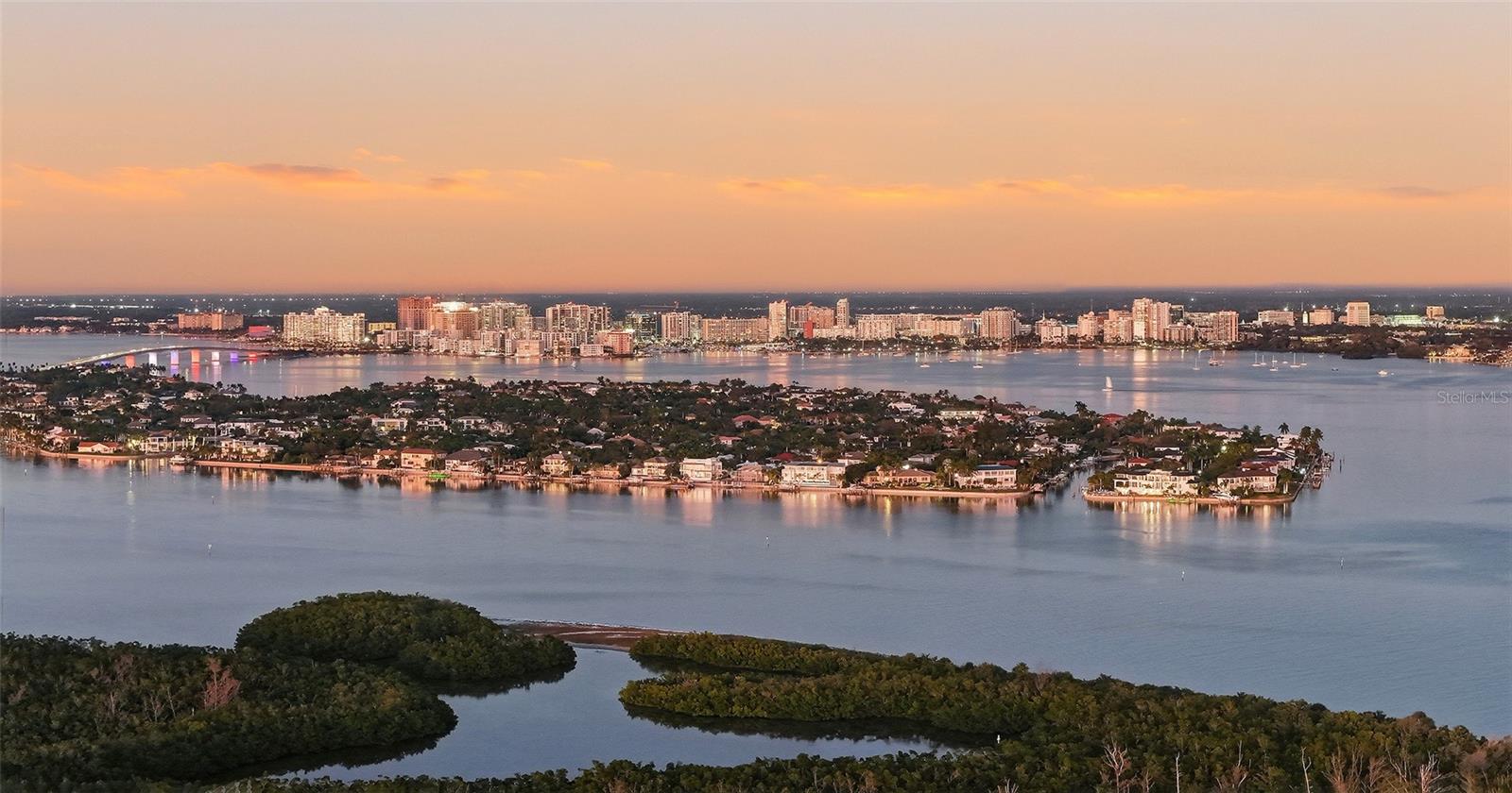 Image 27 of 41 For 2052 Benjamin Franklin Drive D702