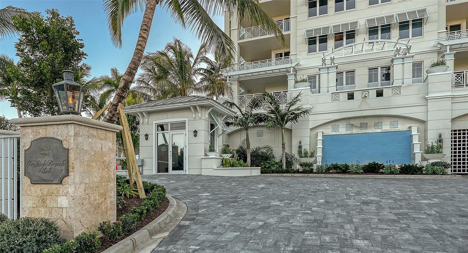 Image 30 of 41 For 2052 Benjamin Franklin Drive D702