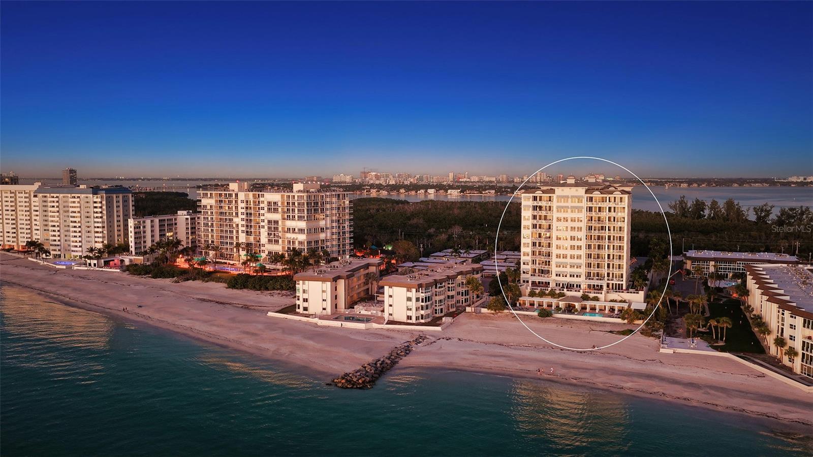 Image 4 of 41 For 2052 Benjamin Franklin Drive D702