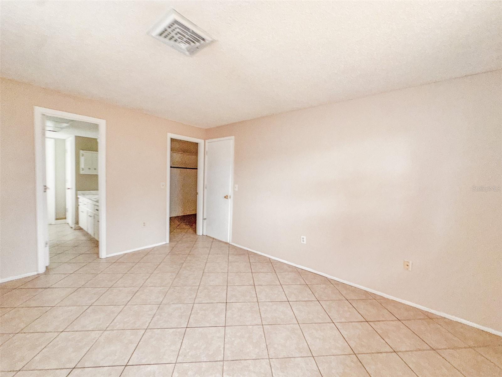 Image 19 of 20 For 1444 Strada D Argento