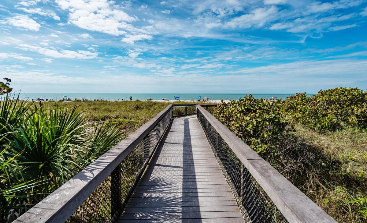 Image 23 of 28 For 1444 Strada D Argento