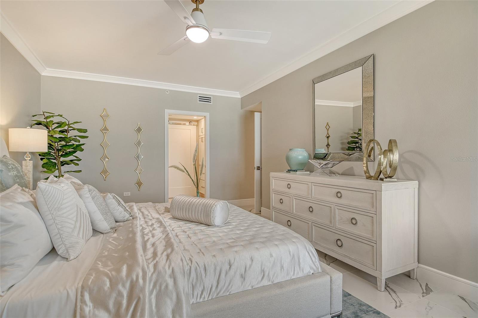 Image 24 of 46 For 2105 Gulf Of Mexico Drive 3303