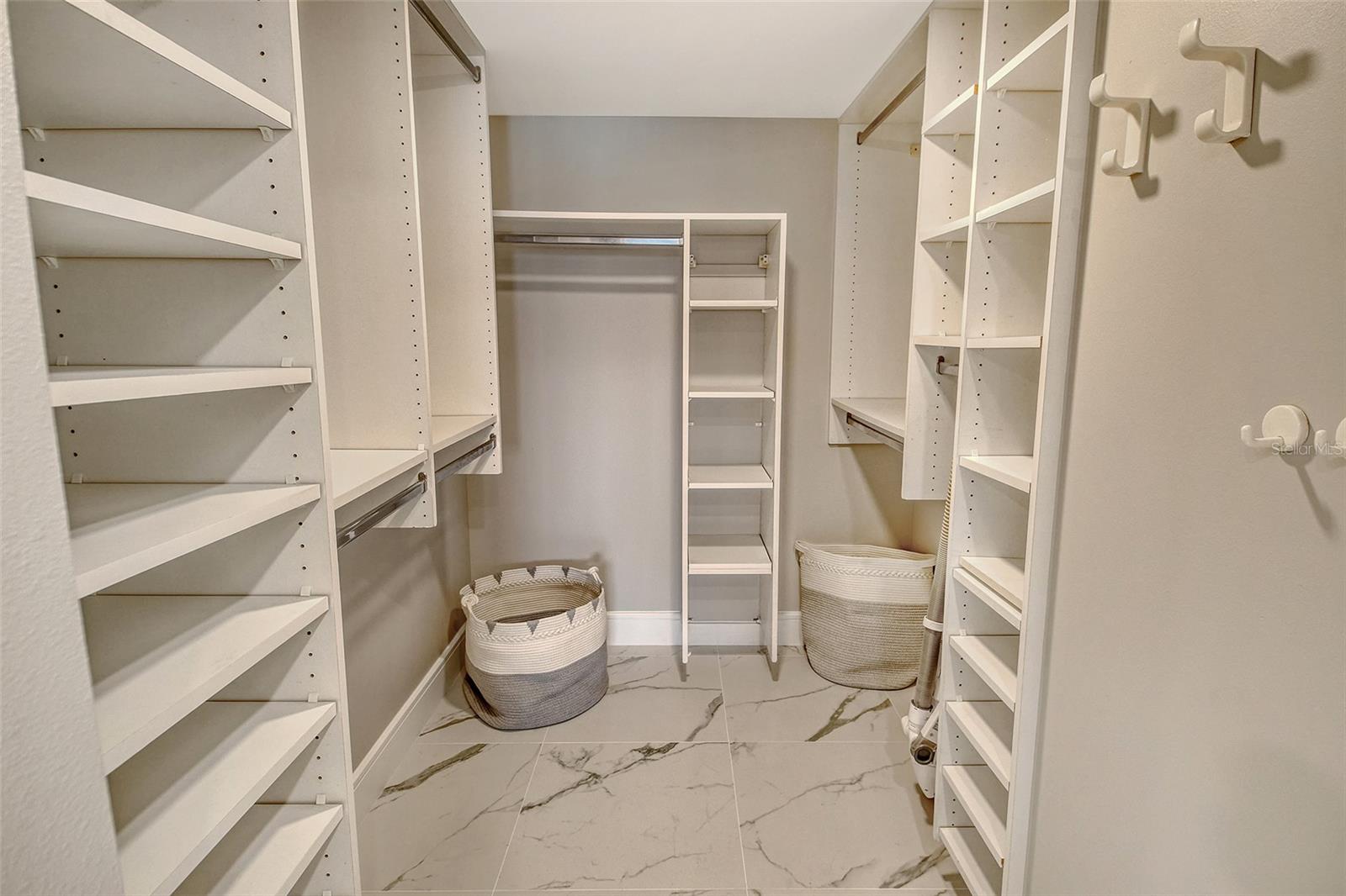 Image 29 of 46 For 2105 Gulf Of Mexico Drive 3303