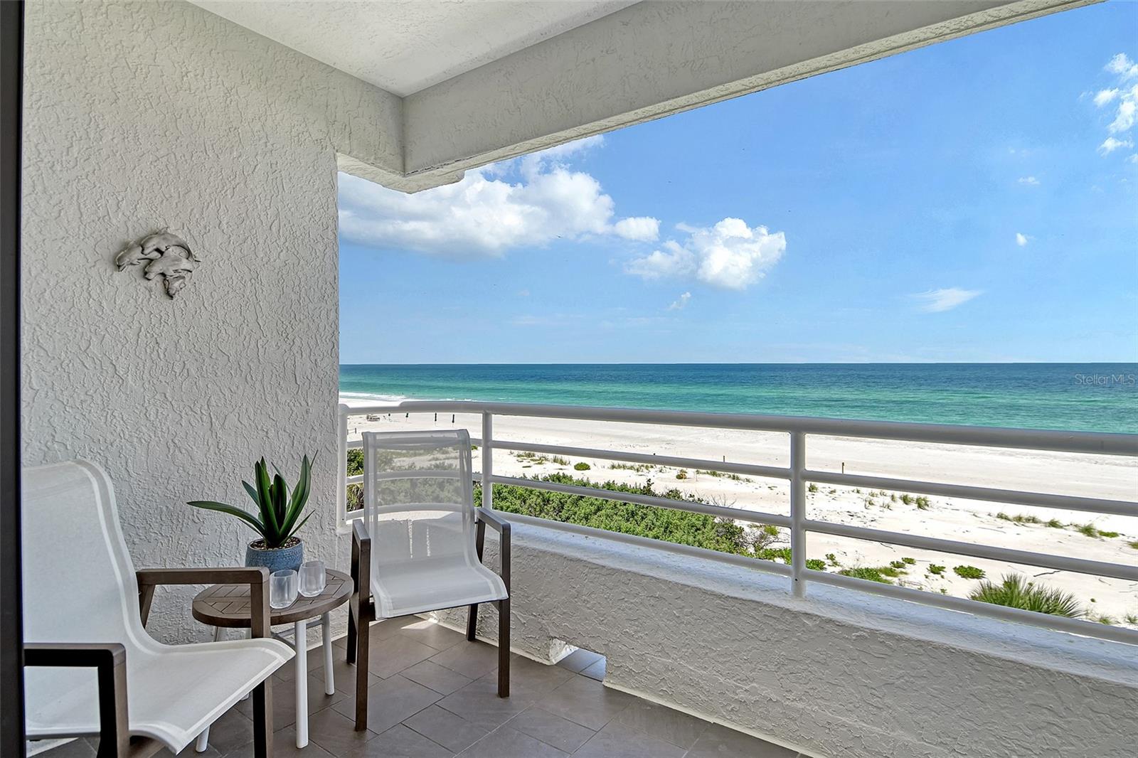 Image 4 of 46 For 2105 Gulf Of Mexico Drive 3303