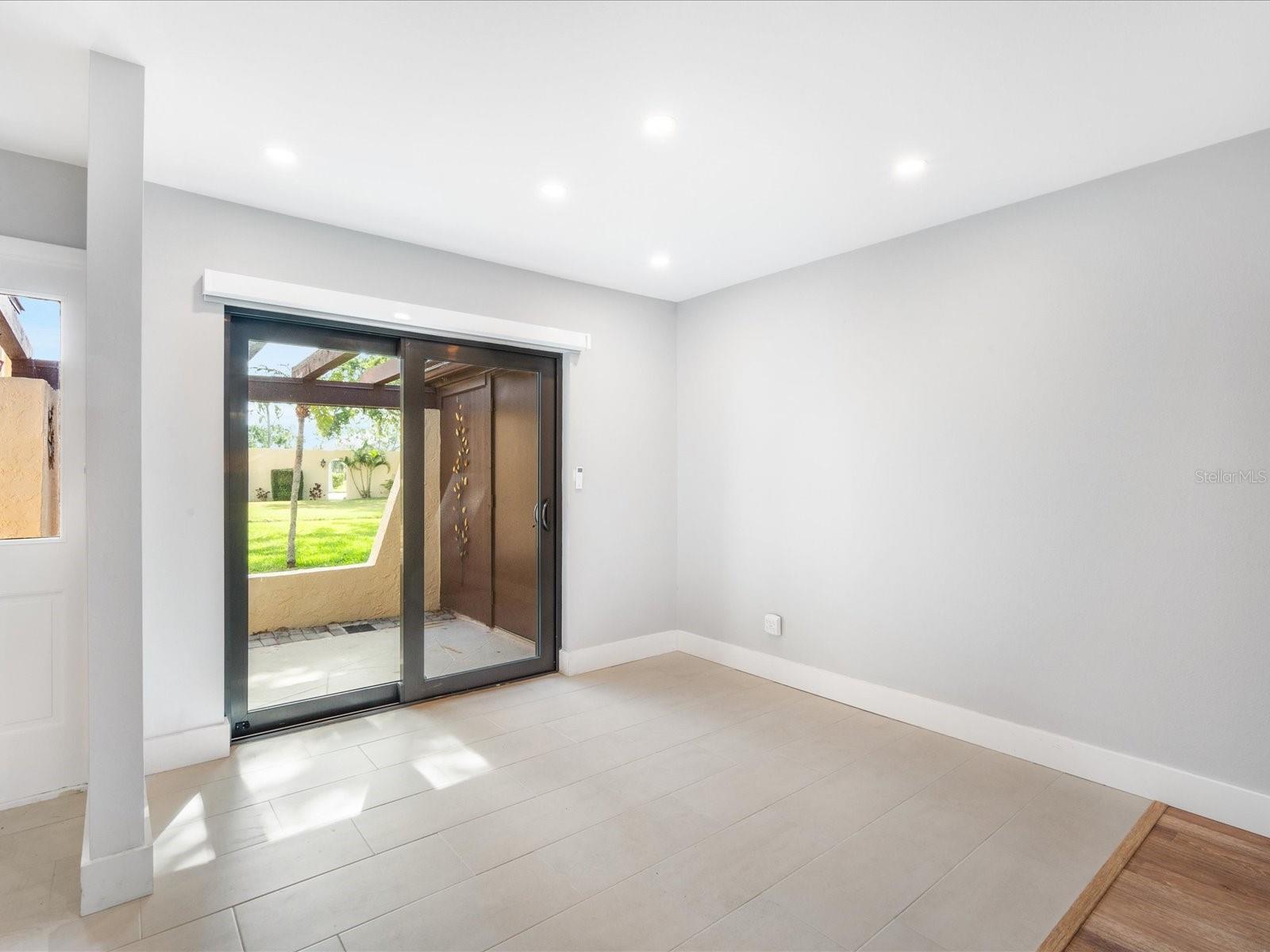 Image 10 of 29 For 1421 57th Street W 1421