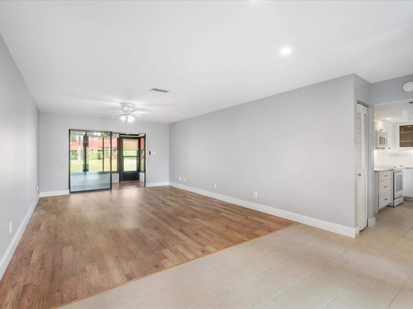 Image 11 of 29 For 1421 57th Street W 1421