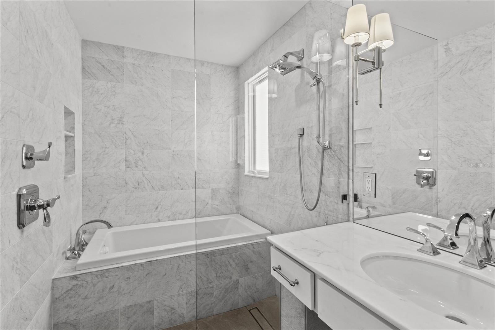 Image 23 of 43 For 624 Saint Judes Drive