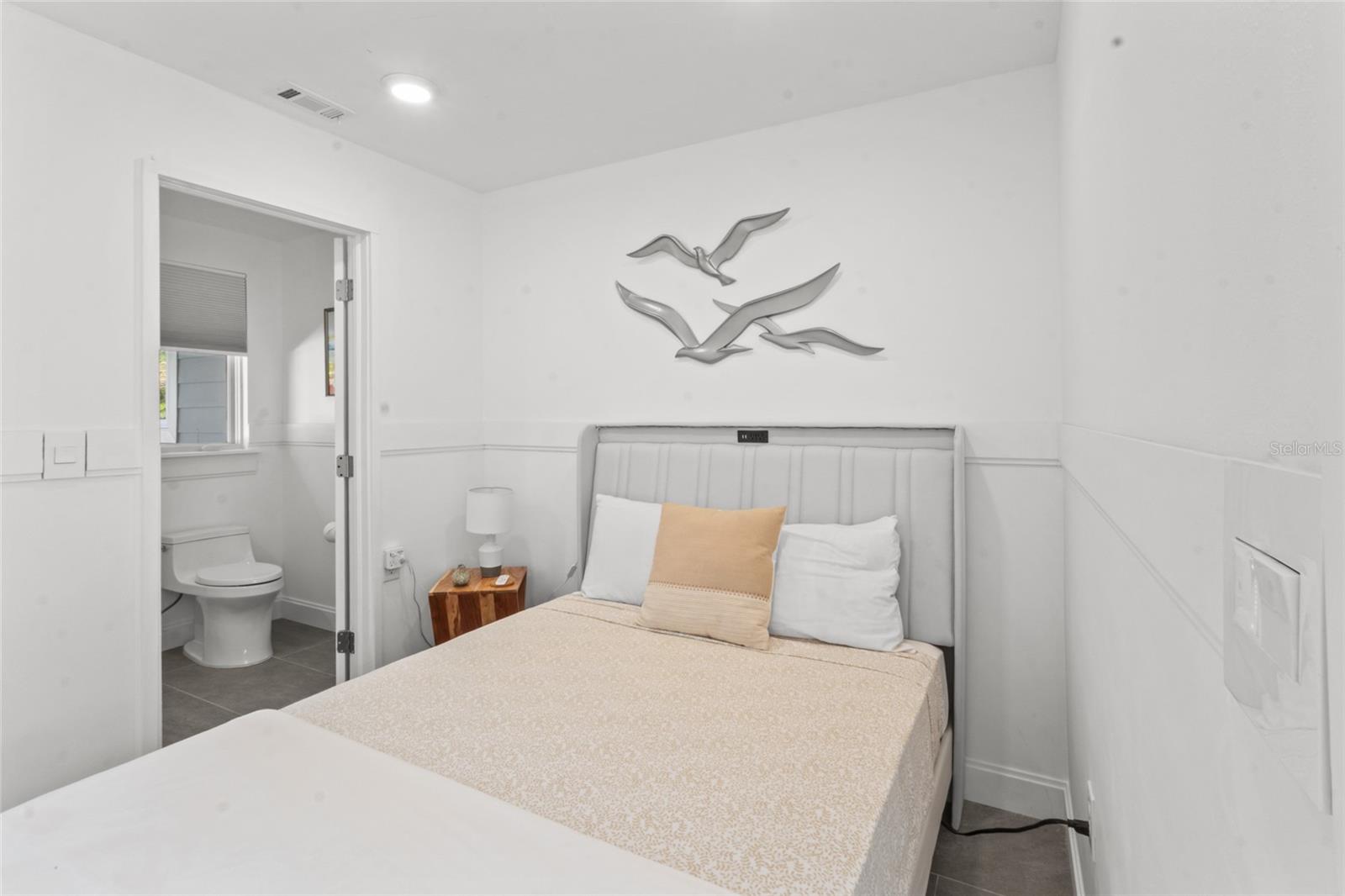 Image 25 of 43 For 624 Saint Judes Drive