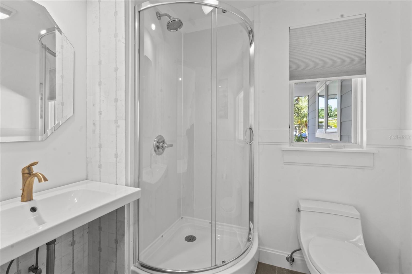 Image 27 of 43 For 624 Saint Judes Drive