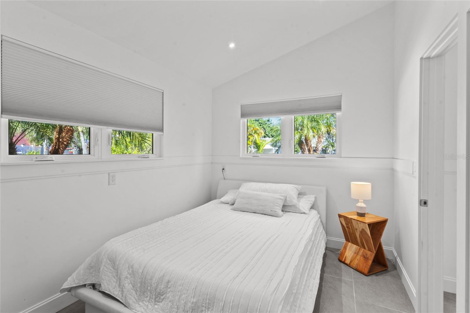 Image 29 of 43 For 624 Saint Judes Drive