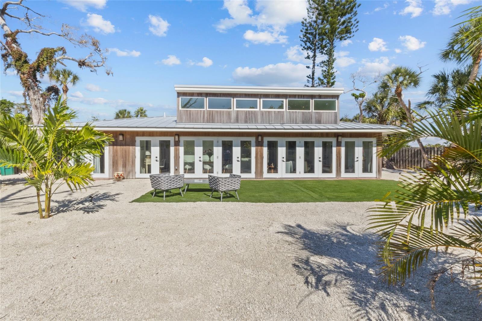 Image 34 of 43 For 624 Saint Judes Drive