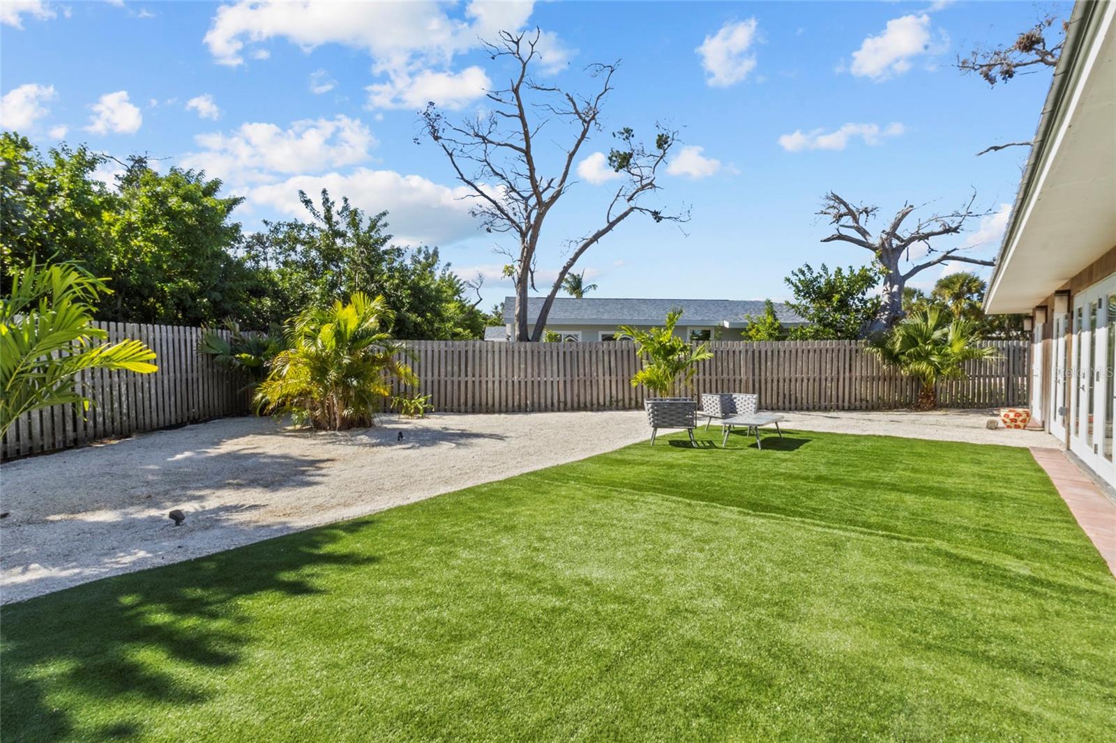 Image 35 of 43 For 624 Saint Judes Drive