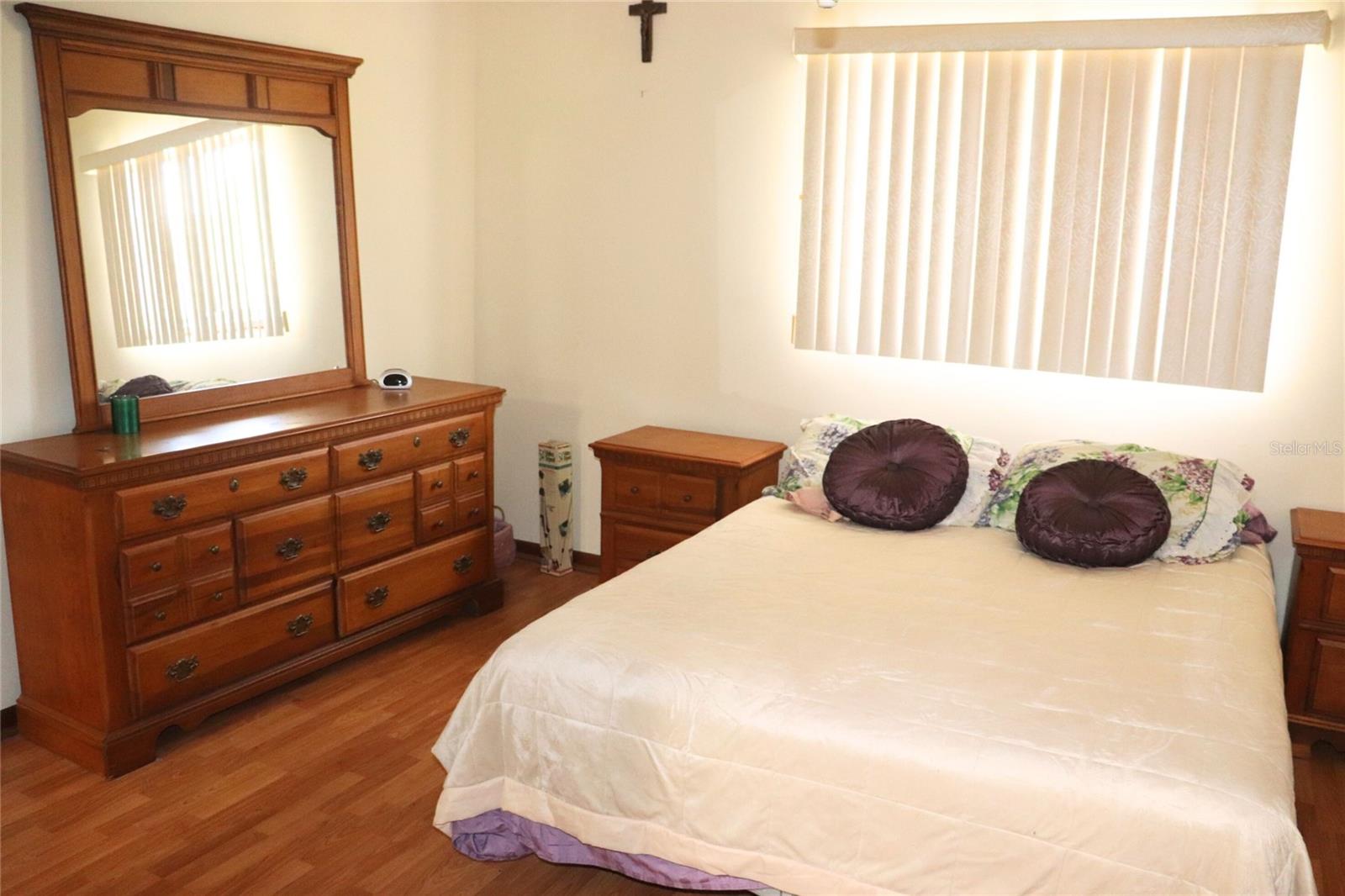 Image 17 of 24 For 9050 101st Place