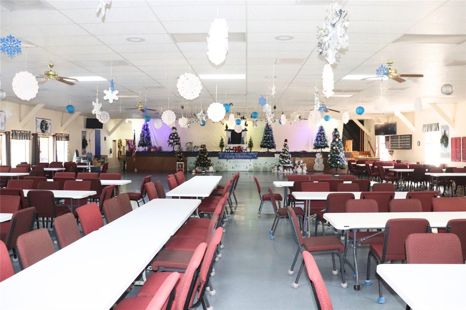 Image 27 of 37 For 9050 101st Place