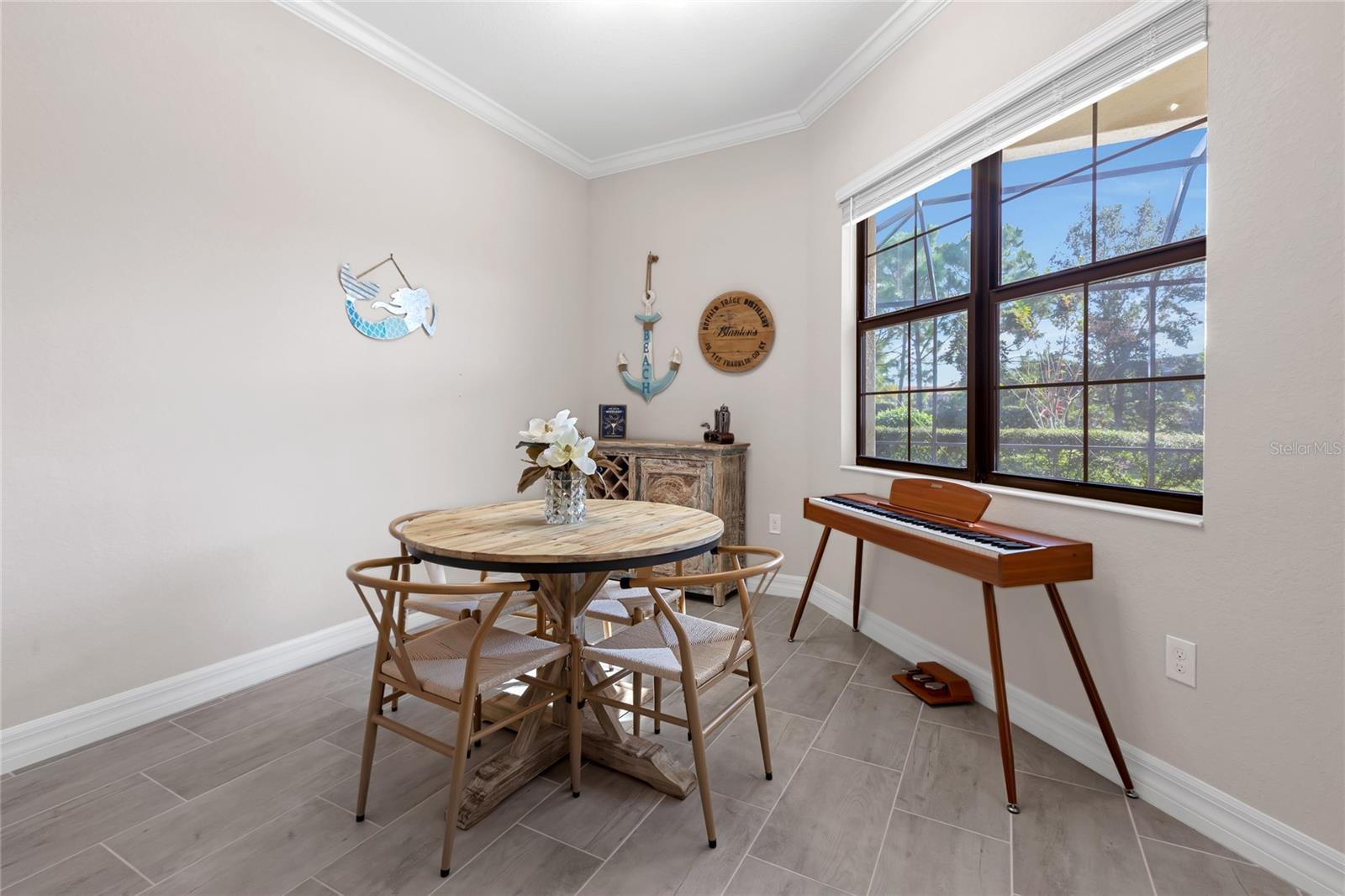 Image 17 of 46 For 7143 Whittlebury Trail