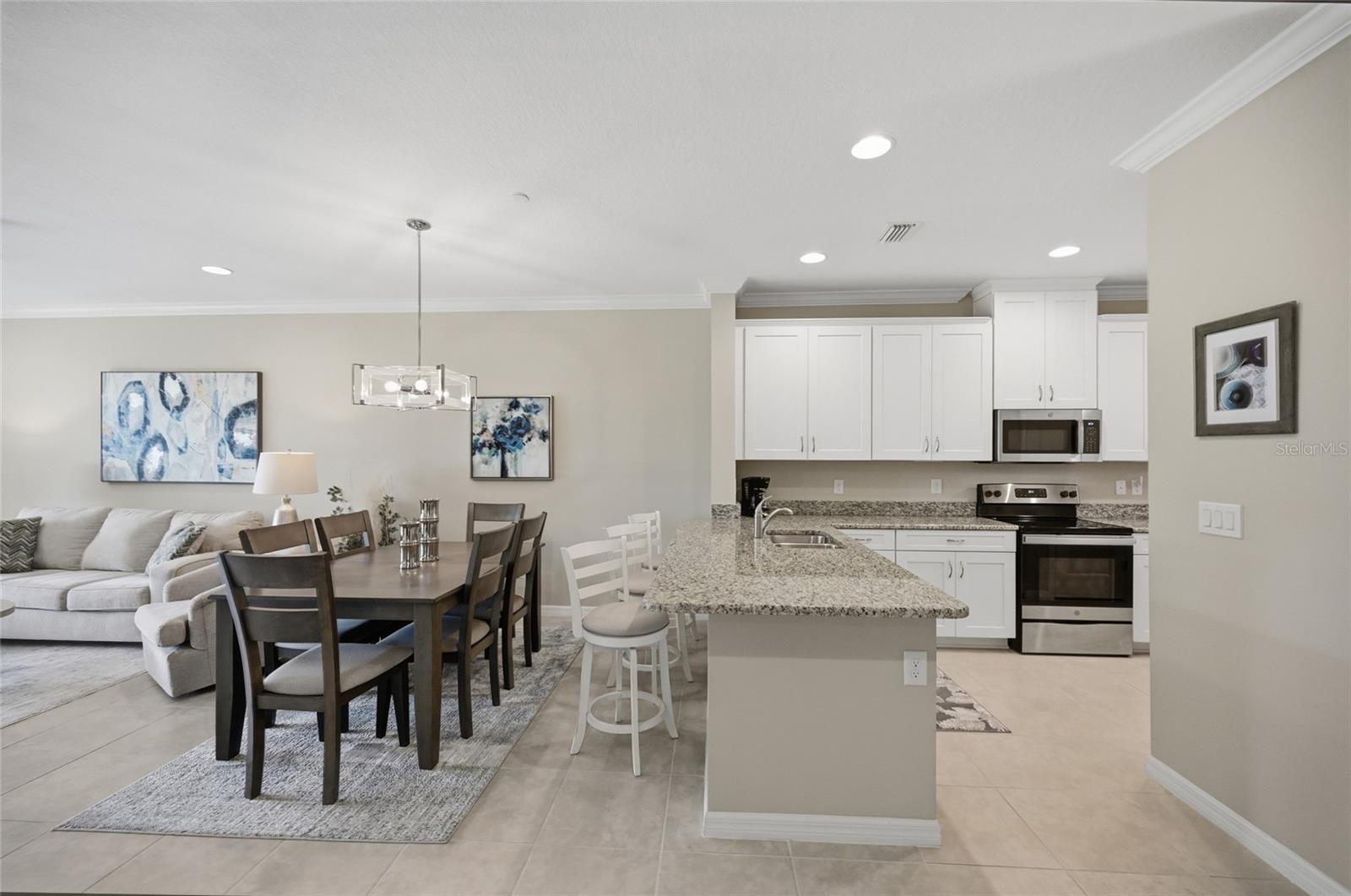 Image 13 of 51 For 13837 Messina Loop 101