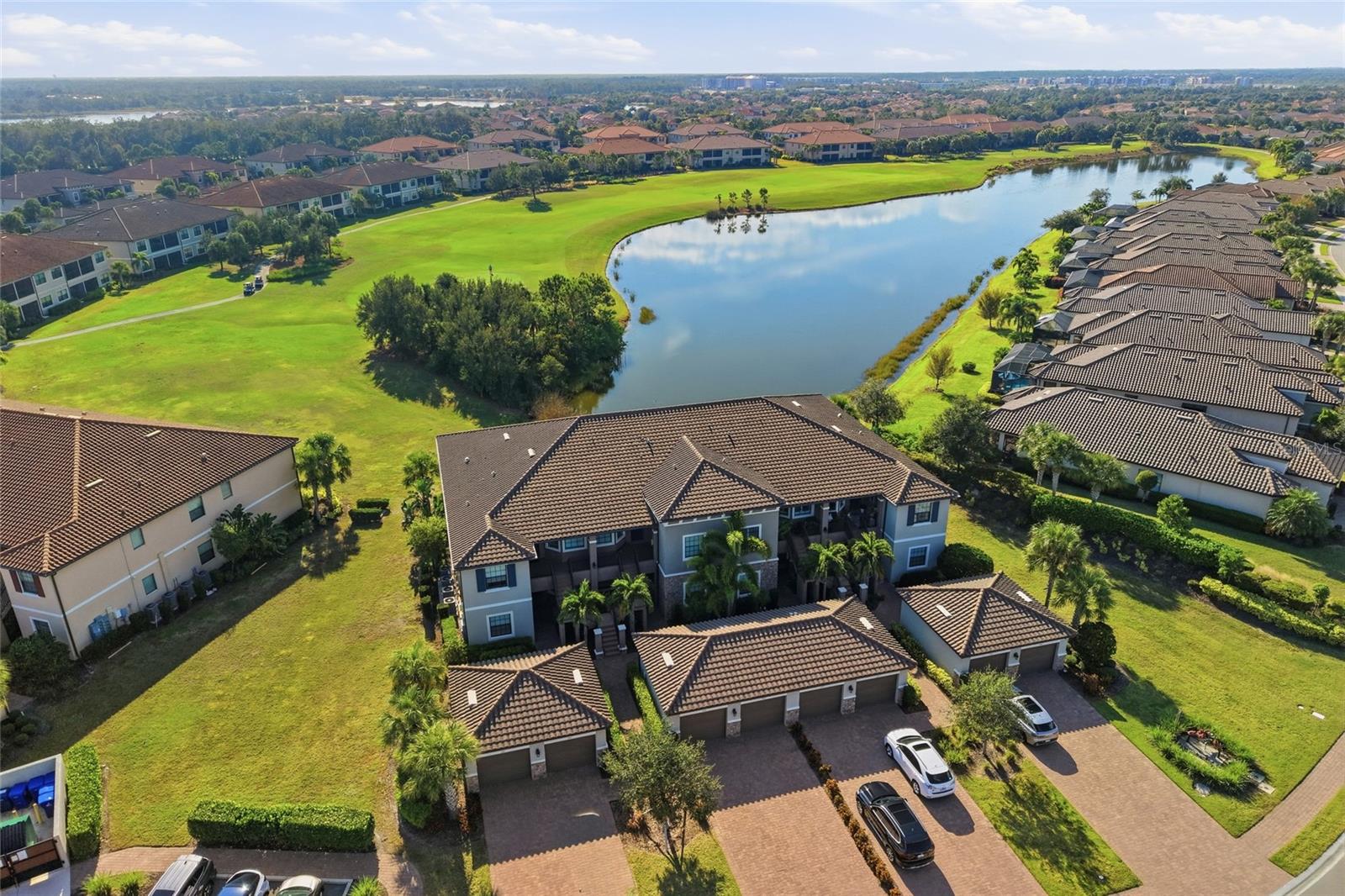 Image 3 of 51 For 13837 Messina Loop 101