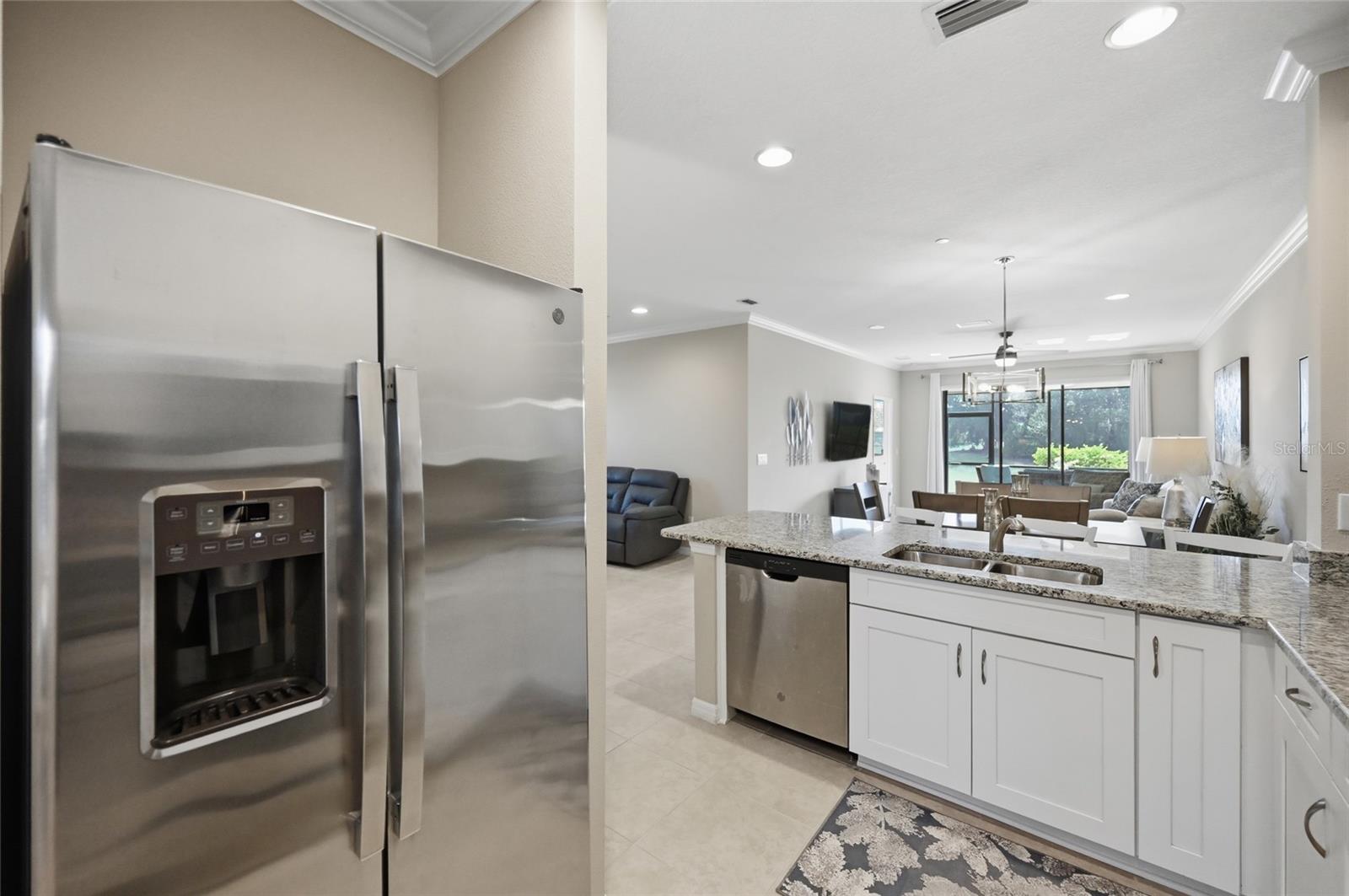 Image 8 of 51 For 13837 Messina Loop 101