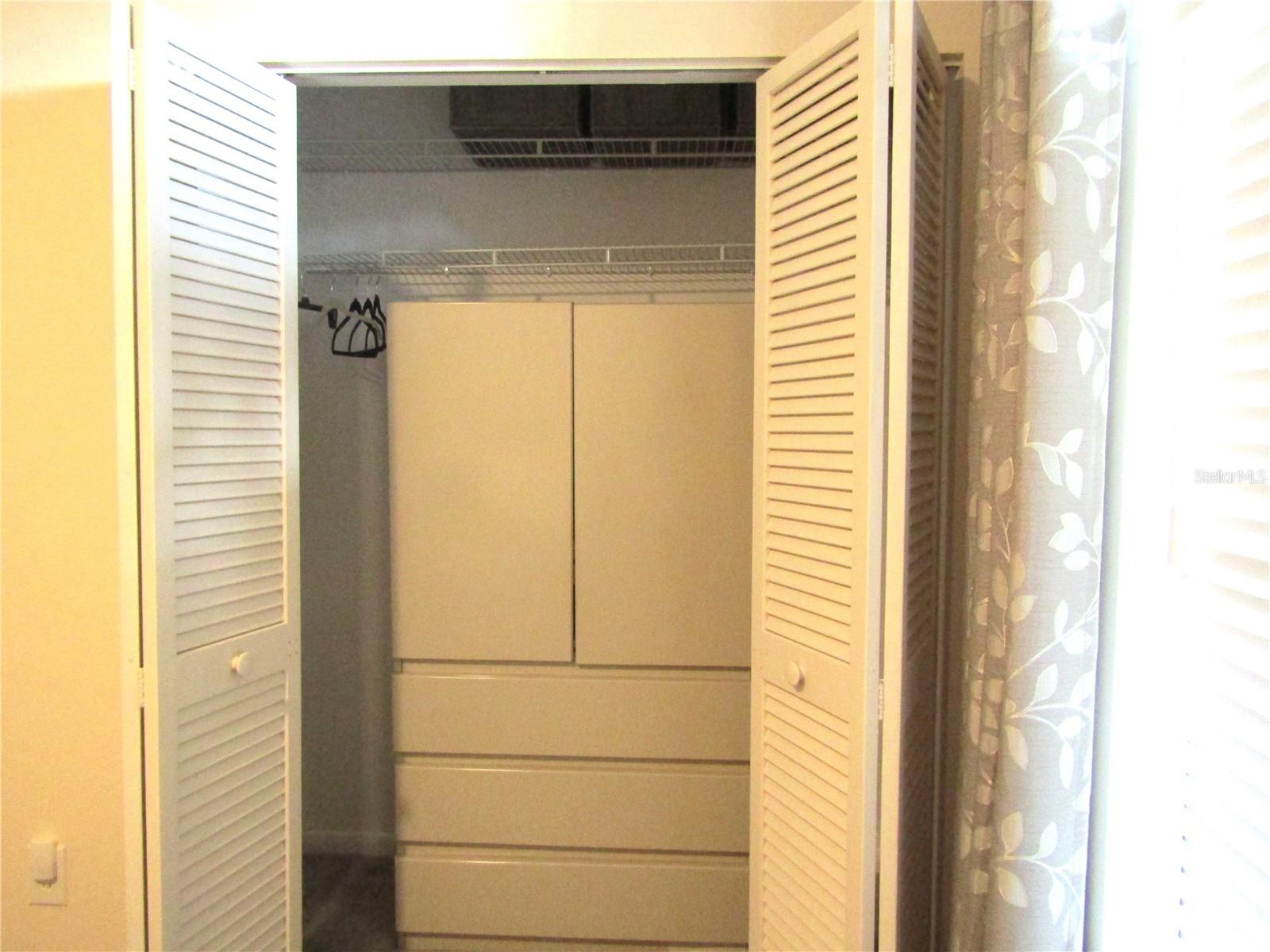 Image 17 of 22 For 4521 Morningside  6