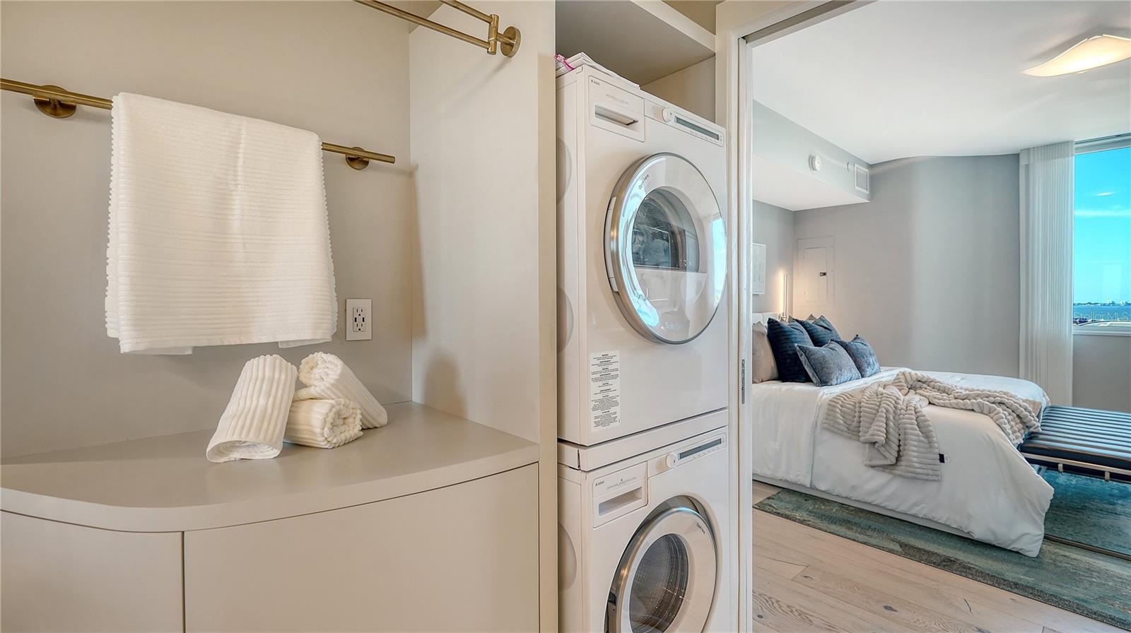 Image 28 of 54 For 800 Tamiami Trail 505-507