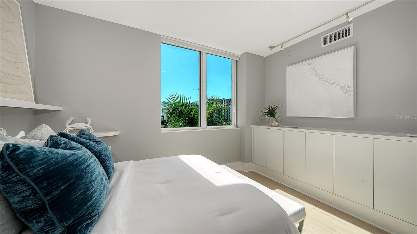 Image 32 of 54 For 800 Tamiami Trail 505-507