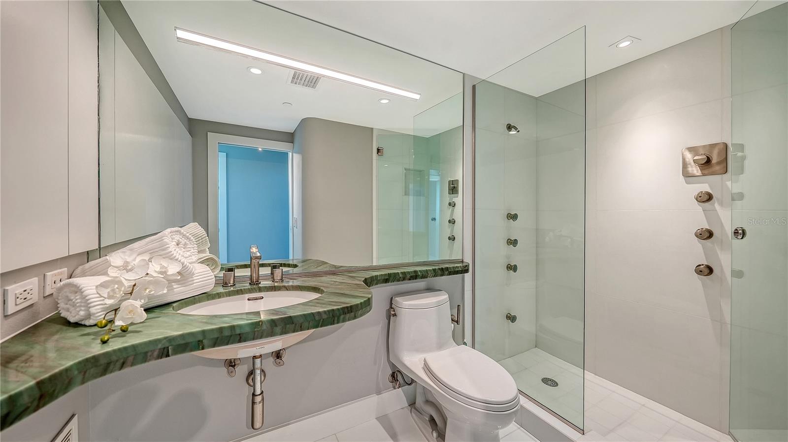 Image 33 of 54 For 800 Tamiami Trail 505-507