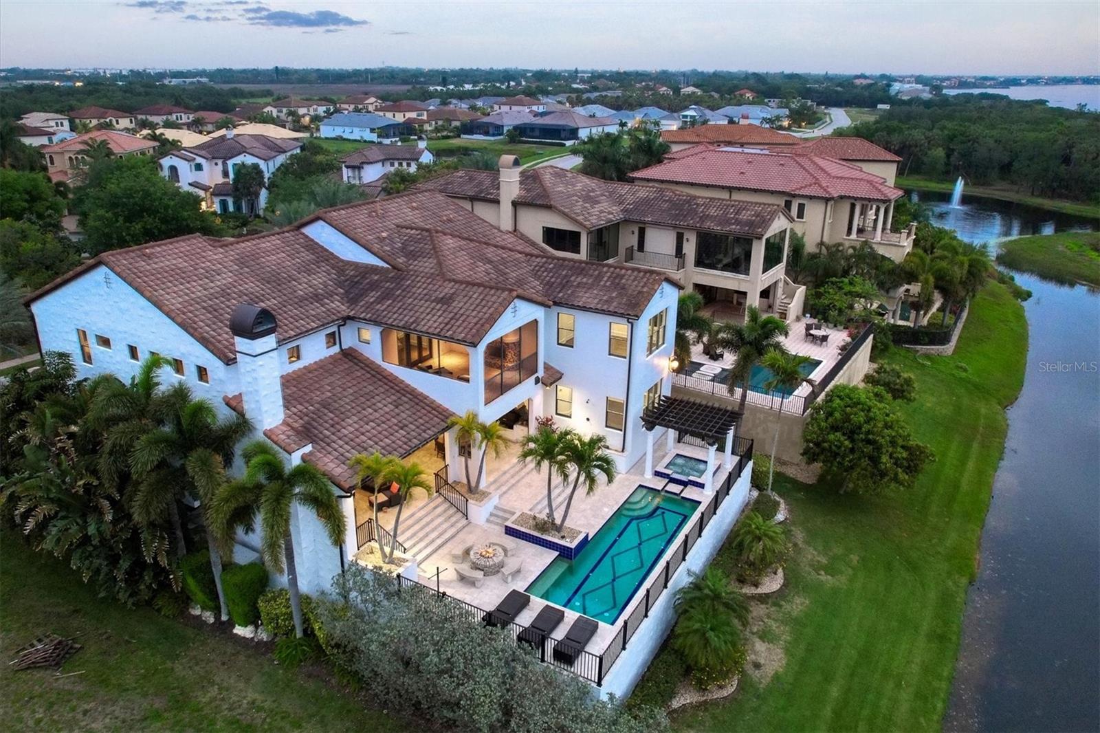 Image 14 of 63 For 5610 Inspiration Terrace