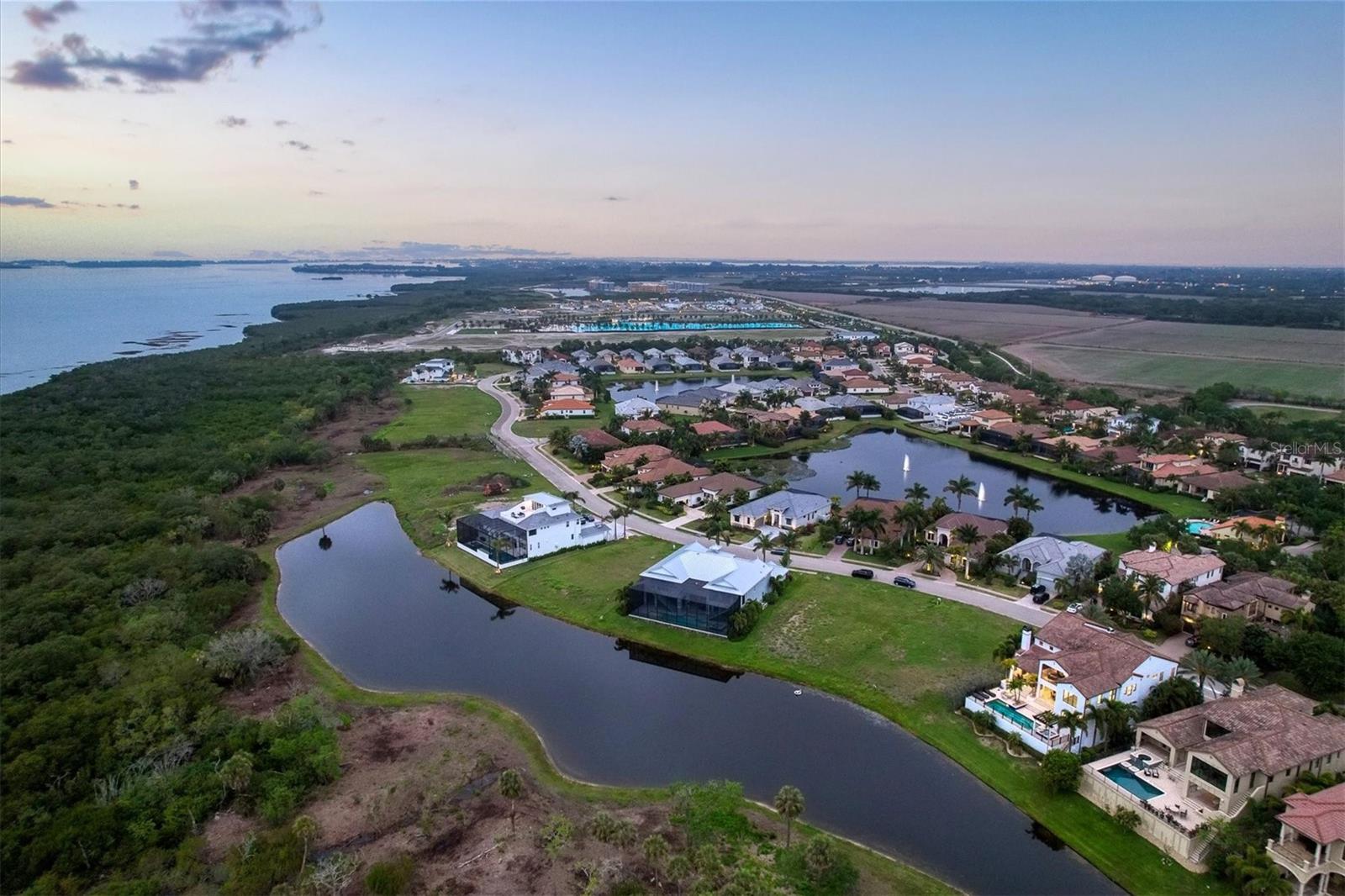 Image 16 of 63 For 5610 Inspiration Terrace