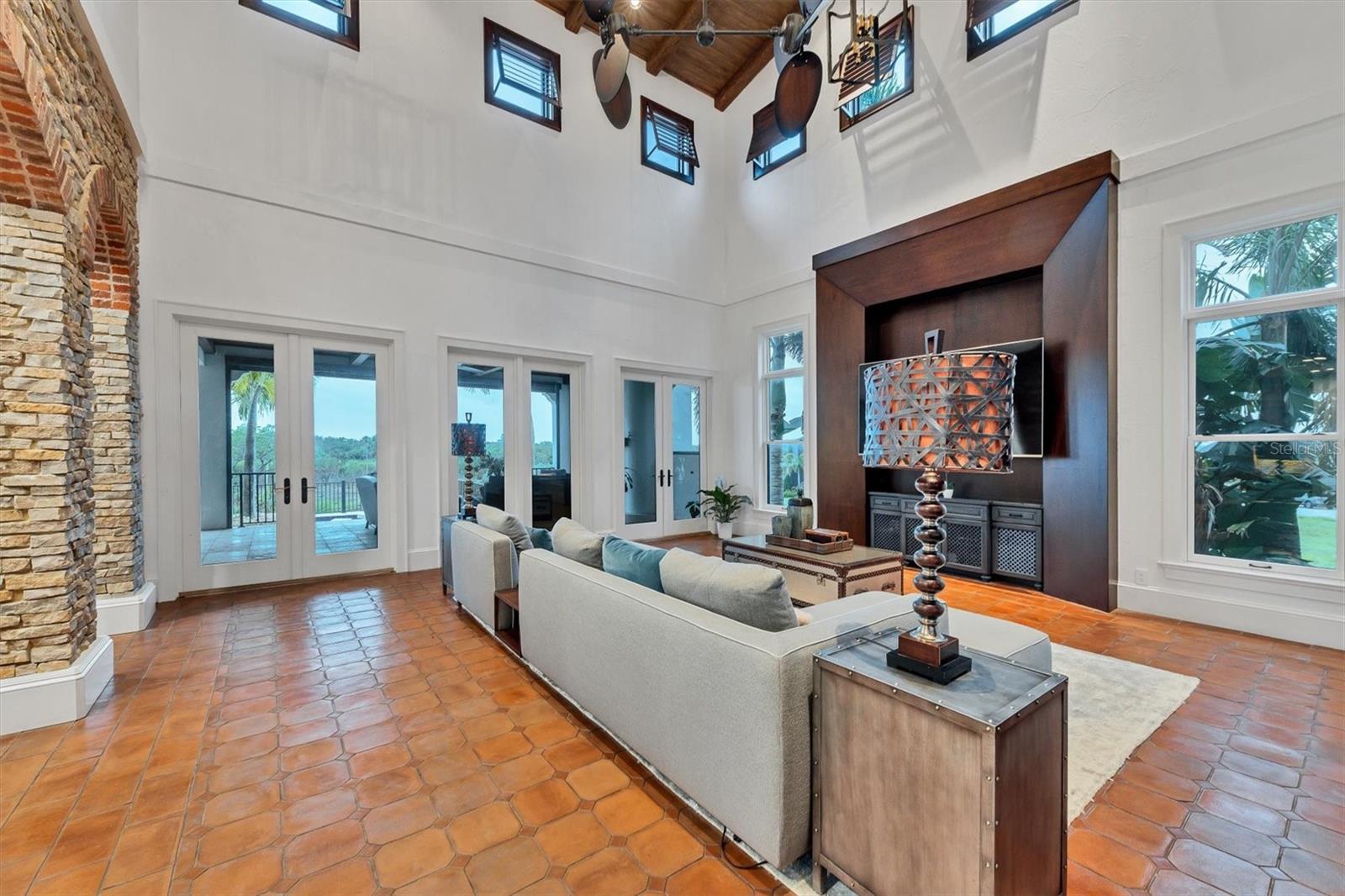 Image 23 of 63 For 5610 Inspiration Terrace