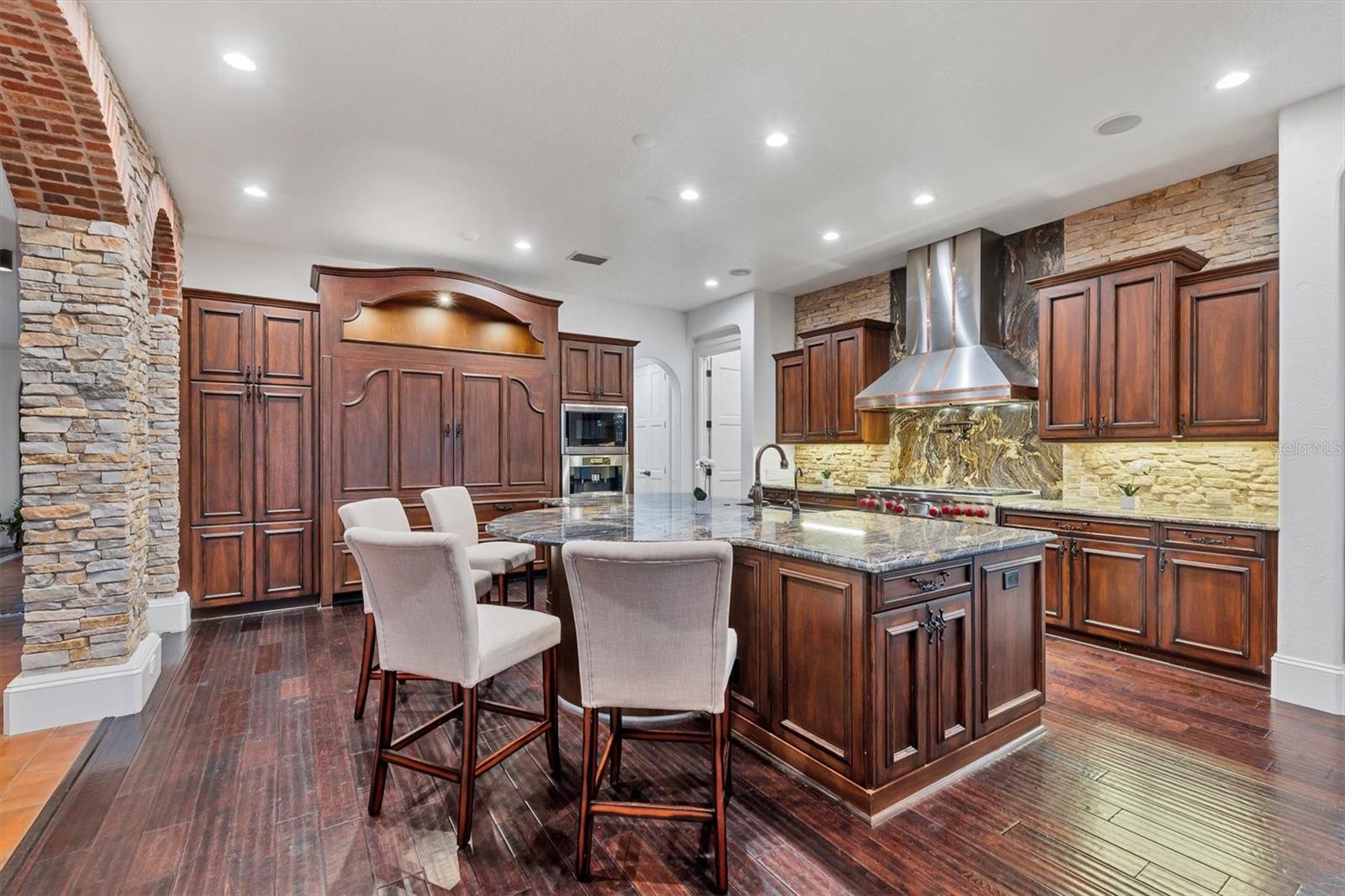 Image 28 of 63 For 5610 Inspiration Terrace