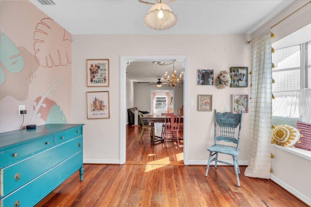 Image 34 of 49 For 610 22nd Street W