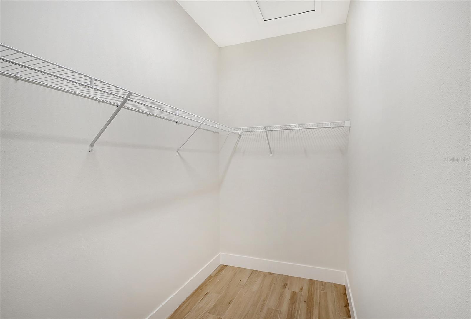 Image 20 of 34 For 4476 Skyway Avenue