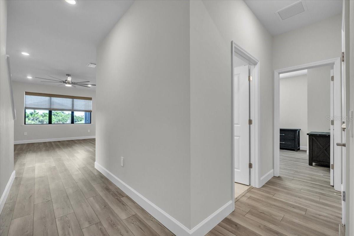 Image 10 of 94 For 16317 Pine Mist Drive