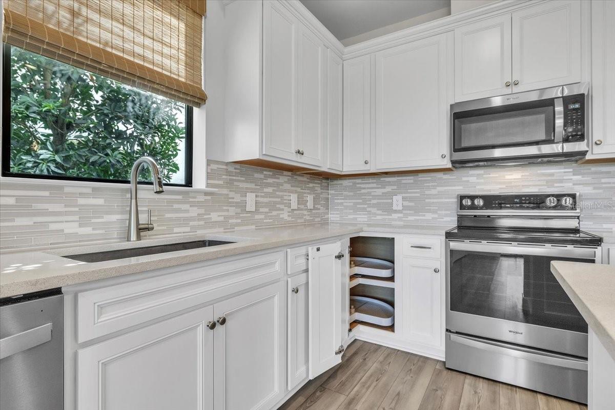 Image 29 of 94 For 16317 Pine Mist Drive