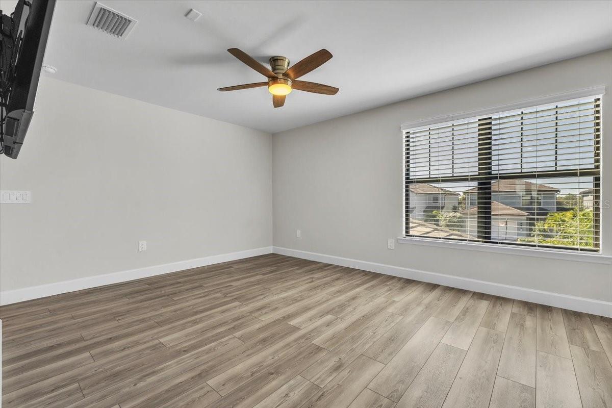 Image 39 of 94 For 16317 Pine Mist Drive