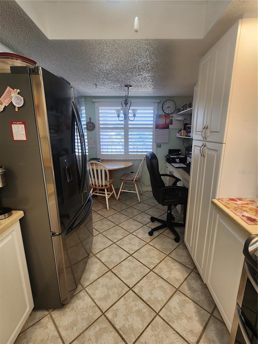 Image 7 of 38 For 6505 Stone River Road 304