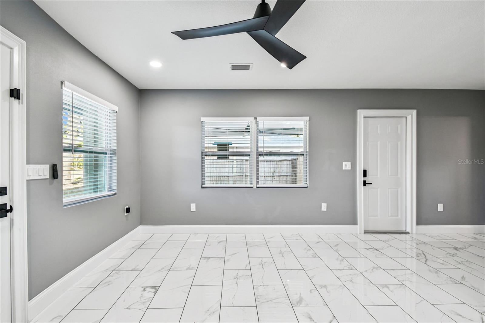 Image 15 of 74 For 1811 Marilyn Avenue