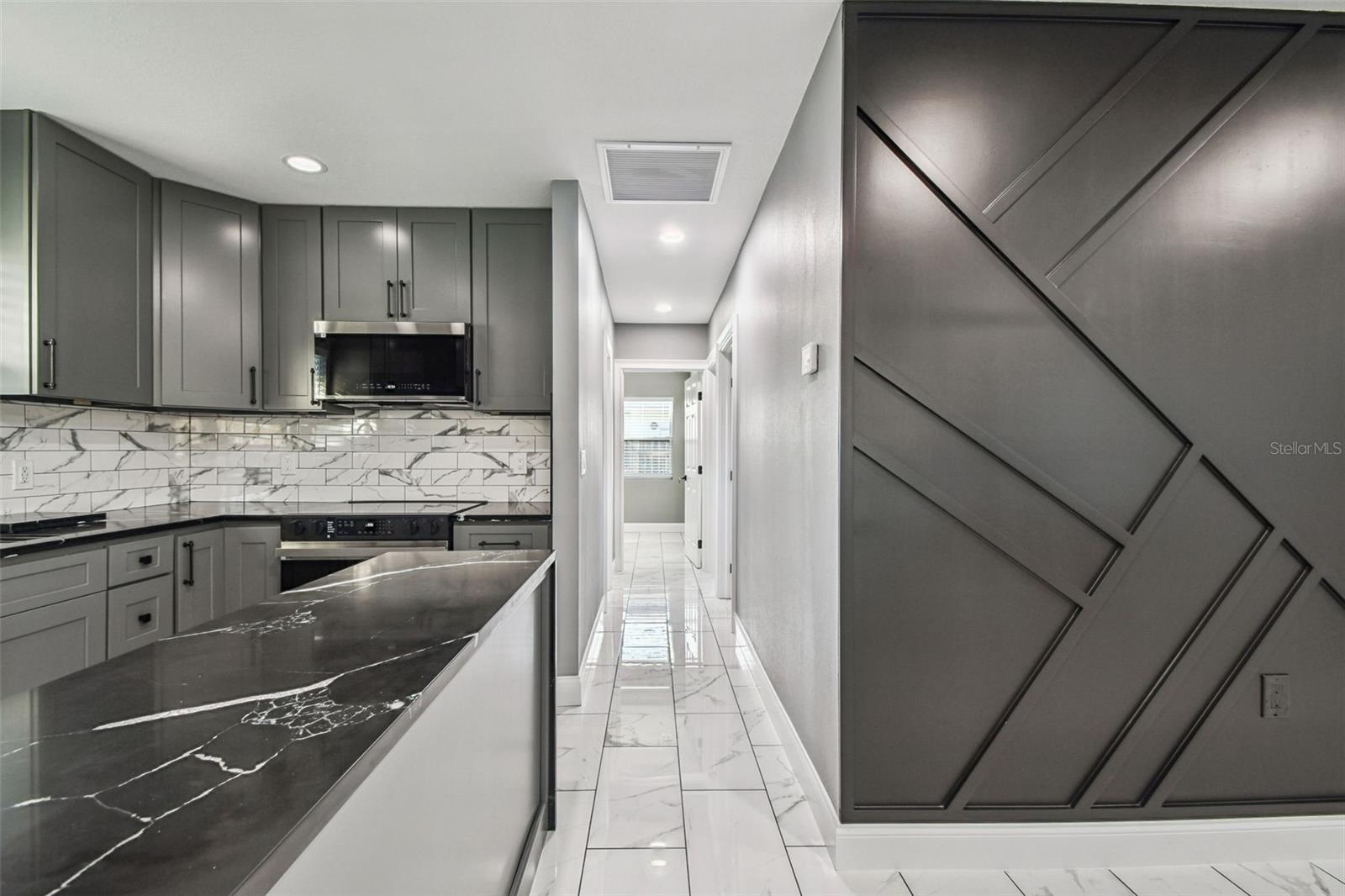 Image 27 of 74 For 1811 Marilyn Avenue